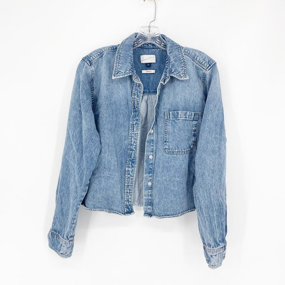 Universal Thread Cropped Fit Denim Shirt Size Medium